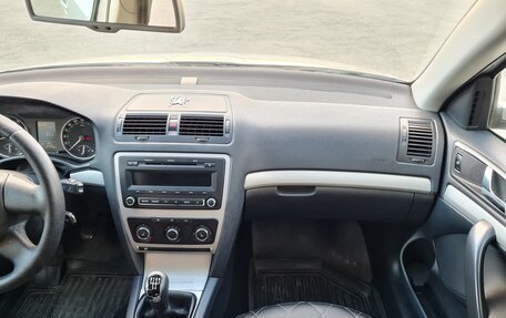 Skoda Octavia, 2012 год, 760 000 рублей, 18 фотография