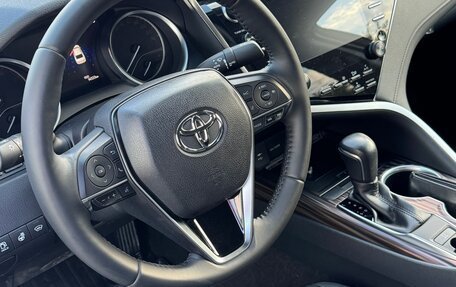 Toyota Camry, 2020 год, 3 700 000 рублей, 6 фотография
