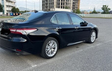Toyota Camry, 2020 год, 3 700 000 рублей, 4 фотография