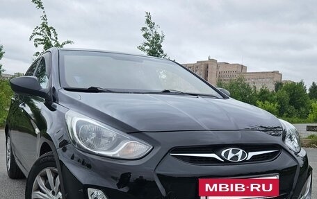 Hyundai Solaris II рестайлинг, 2014 год, 895 000 рублей, 3 фотография