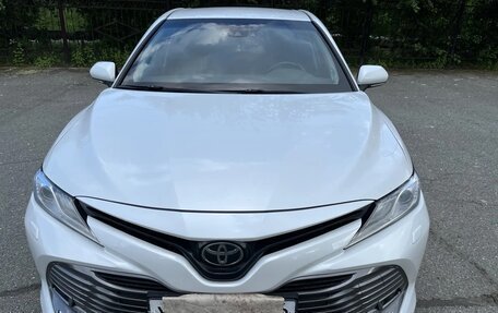 Toyota Camry, 2021 год, 2 550 000 рублей, 4 фотография