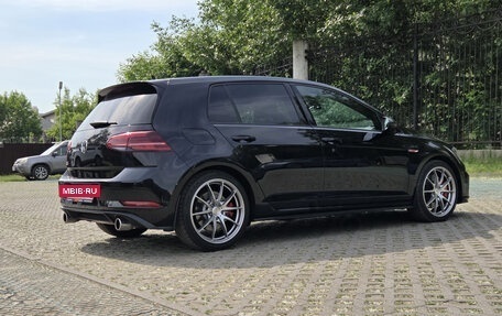 Volkswagen Golf GTI VII, 2019 год, 3 250 000 рублей, 2 фотография