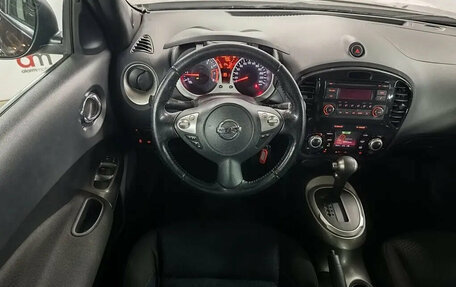 Nissan Juke II, 2012 год, 899 000 рублей, 11 фотография