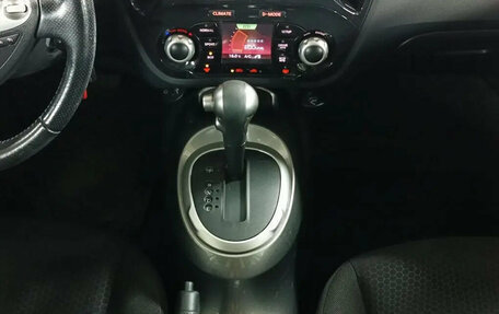 Nissan Juke II, 2012 год, 899 000 рублей, 16 фотография