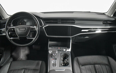 Audi A6, 2020 год, 3 080 000 рублей, 14 фотография