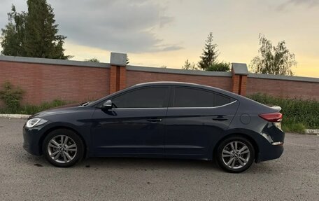 Hyundai Elantra VI рестайлинг, 2016 год, 155 000 рублей, 3 фотография