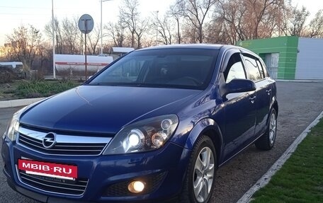 Opel Astra H, 2009 год, 650 000 рублей, 3 фотография
