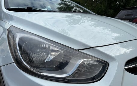 Hyundai Solaris II рестайлинг, 2012 год, 800 000 рублей, 17 фотография