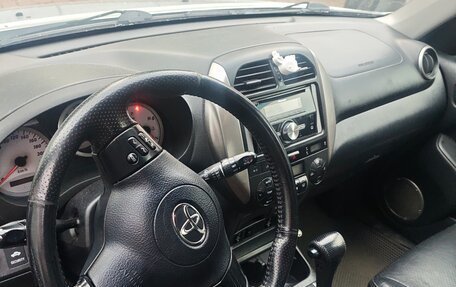 Toyota RAV4, 2004 год, 630 000 рублей, 5 фотография