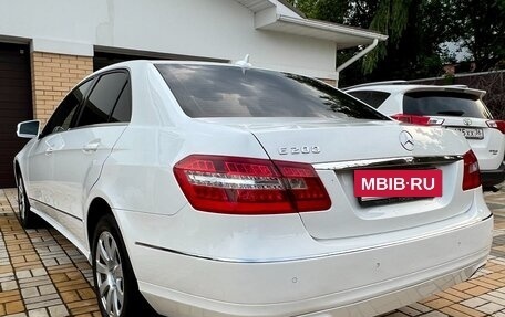 Mercedes-Benz E-Класс, 2012 год, 1 550 000 рублей, 6 фотография