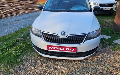 Skoda Rapid I, 2016 год, 1 350 000 рублей, 2 фотография