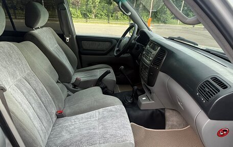 Toyota Land Cruiser 100 рестайлинг 2, 2007 год, 2 800 000 рублей, 7 фотография