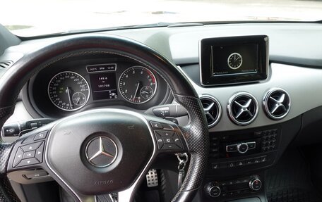 Mercedes-Benz B-Класс, 2012 год, 1 150 000 рублей, 26 фотография