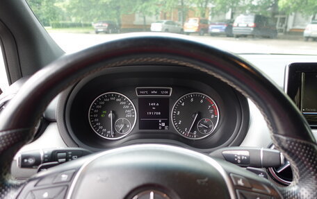 Mercedes-Benz B-Класс, 2012 год, 1 150 000 рублей, 25 фотография