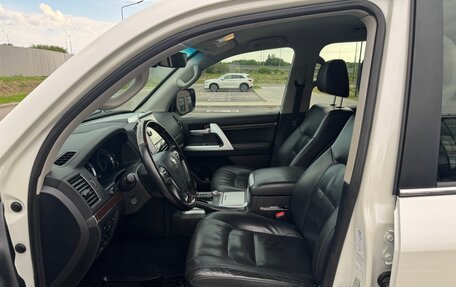Toyota Land Cruiser 200, 2016 год, 5 350 000 рублей, 16 фотография