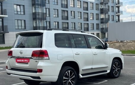 Toyota Land Cruiser 200, 2016 год, 5 350 000 рублей, 5 фотография