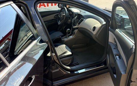 Chevrolet Cruze II, 2010 год, 840 000 рублей, 6 фотография