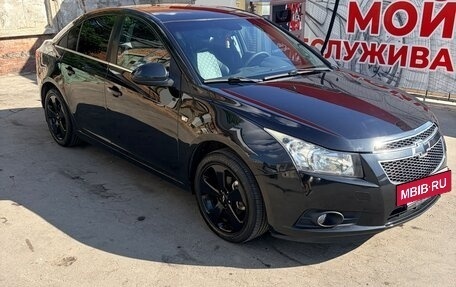 Chevrolet Cruze II, 2010 год, 840 000 рублей, 8 фотография