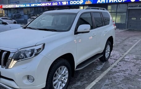 Toyota Land Cruiser Prado 150 рестайлинг 2, 2016 год, 5 350 000 рублей, 3 фотография