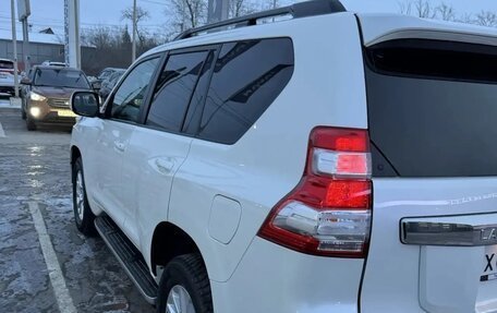 Toyota Land Cruiser Prado 150 рестайлинг 2, 2016 год, 5 350 000 рублей, 6 фотография