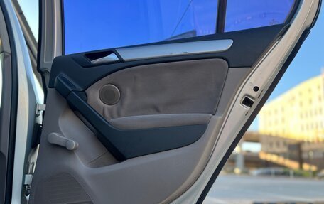 Volkswagen Golf VI, 2009 год, 500 000 рублей, 32 фотография