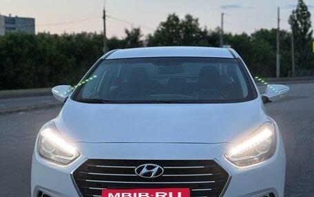Hyundai i40 I рестайлинг, 2015 год, 830 000 рублей, 2 фотография