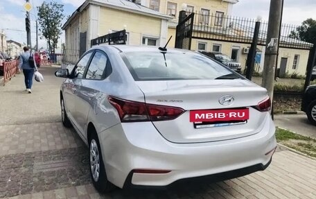 Hyundai Solaris II рестайлинг, 2017 год, 907 000 рублей, 3 фотография