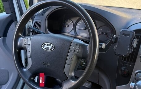 Hyundai Grand Starex Grand Starex I рестайлинг 2, 2010 год, 1 650 000 рублей, 6 фотография