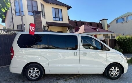 Hyundai Grand Starex Grand Starex I рестайлинг 2, 2010 год, 1 650 000 рублей, 9 фотография