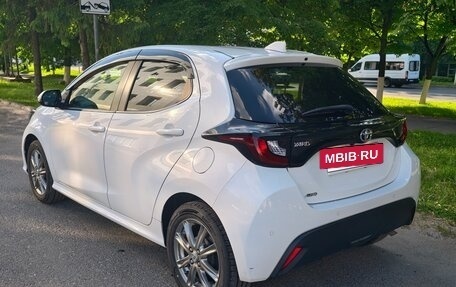 Toyota Yaris, 2020 год, 1 325 000 рублей, 7 фотография
