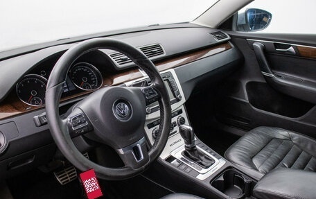 Volkswagen Passat B7, 2013 год, 1 067 700 рублей, 10 фотография