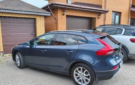 Volvo V40 Cross Country I, 2017 год, 1 750 000 рублей, 5 фотография
