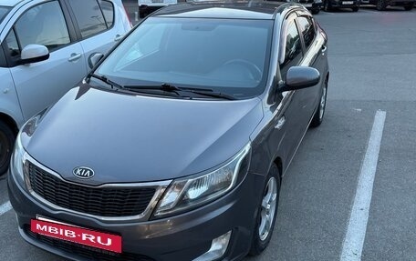KIA Rio III рестайлинг, 2012 год, 670 000 рублей, 3 фотография