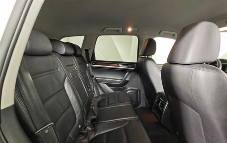 Volkswagen Touareg III, 2010 год, 1 543 000 рублей, 13 фотография