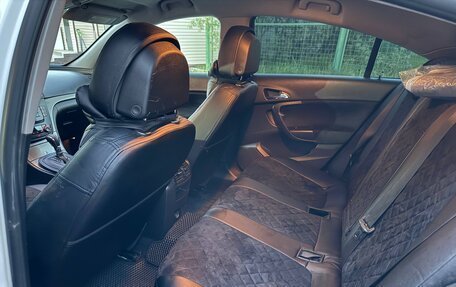 Opel Insignia II рестайлинг, 2011 год, 850 000 рублей, 10 фотография