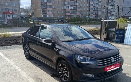 Volkswagen Polo VI (EU Market), 2015 год, 800 000 рублей, 3 фотография