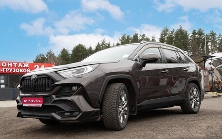 Toyota RAV4, 2021 год, 5 000 000 рублей, 1 фотография