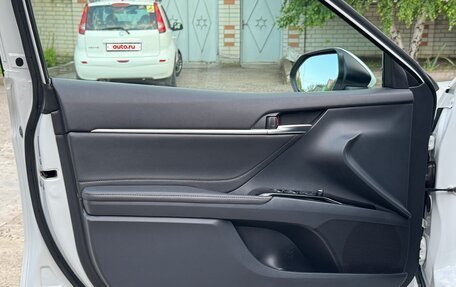 Toyota Camry, 2020 год, 2 650 000 рублей, 11 фотография