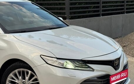 Toyota Camry, 2020 год, 2 650 000 рублей, 3 фотография