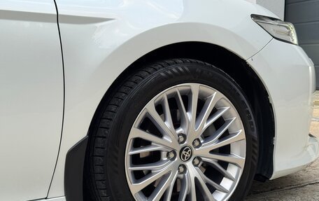 Toyota Camry, 2020 год, 2 650 000 рублей, 15 фотография