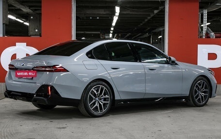 BMW 5 серия, 2024 год, 7 600 000 рублей, 6 фотография