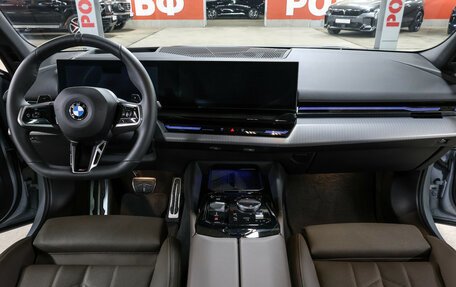 BMW 5 серия, 2024 год, 7 600 000 рублей, 15 фотография