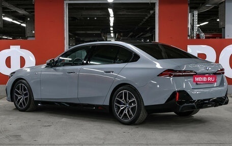 BMW 5 серия, 2024 год, 7 600 000 рублей, 8 фотография