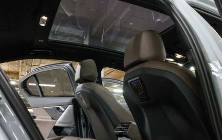 BMW 5 серия, 2024 год, 7 600 000 рублей, 27 фотография