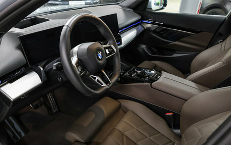 BMW 5 серия, 2024 год, 7 600 000 рублей, 16 фотография
