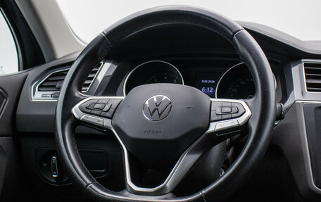 Volkswagen Tiguan II, 2021 год, 2 760 000 рублей, 16 фотография