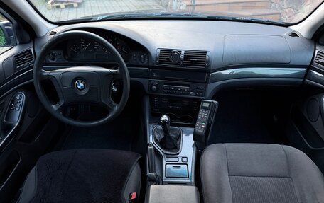 BMW 5 серия, 1996 год, 720 000 рублей, 17 фотография