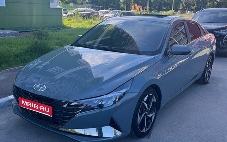 Hyundai Elantra, 2020 год, 1 920 000 рублей, 1 фотография