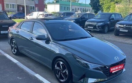 Hyundai Elantra, 2020 год, 1 920 000 рублей, 2 фотография