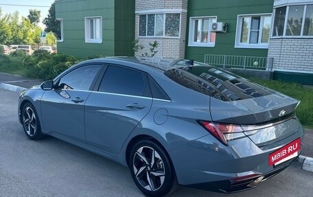 Hyundai Elantra, 2020 год, 1 920 000 рублей, 4 фотография